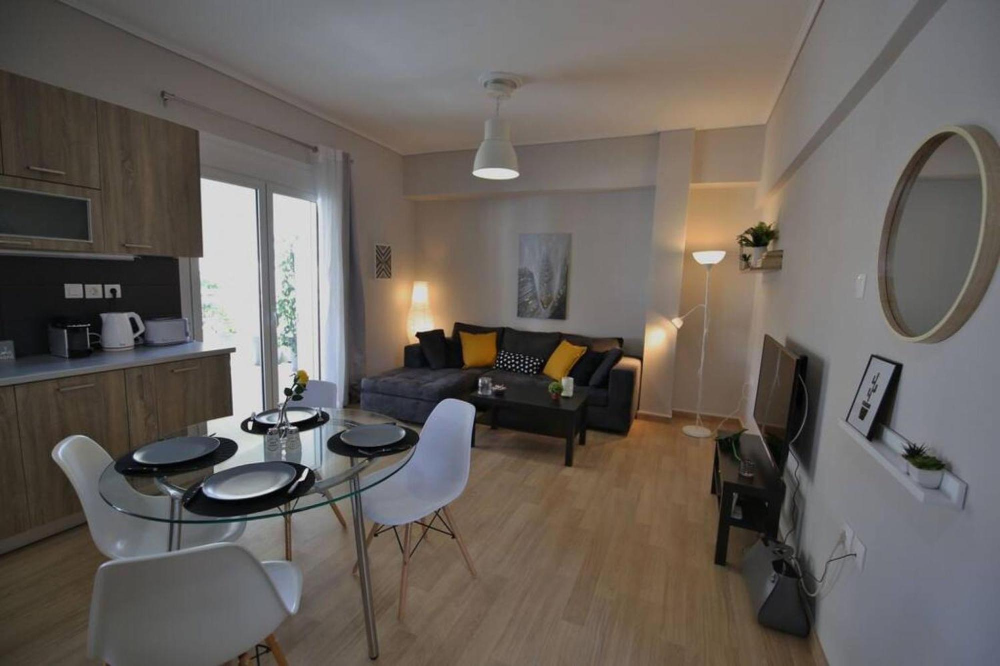 Apartamento Penthouse Lux Flat With 2 Bd Next To Larissis Atenas Exterior foto